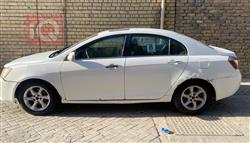 جیلی ئێم گراند EC7